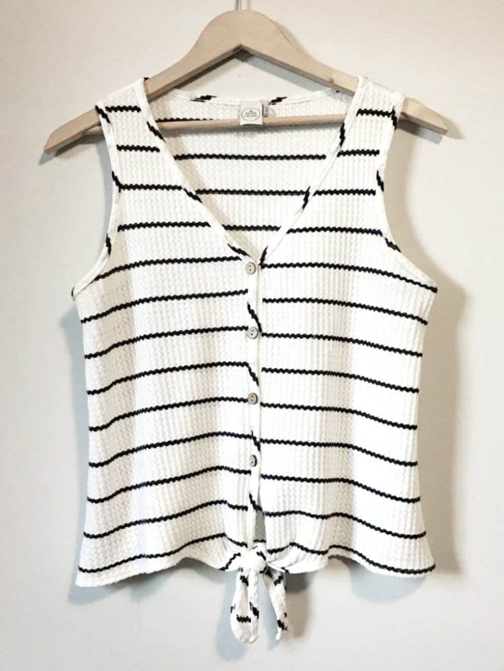 Paper Crane Waffle B&W Stripe Tie Hem Wooden Button Rayon Blend Tank Top S
